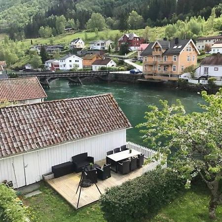 Stryn - idyllisk hus Villa Exteriör bild