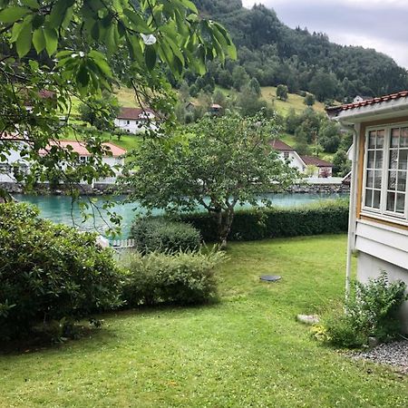 Stryn - idyllisk hus Villa Exteriör bild