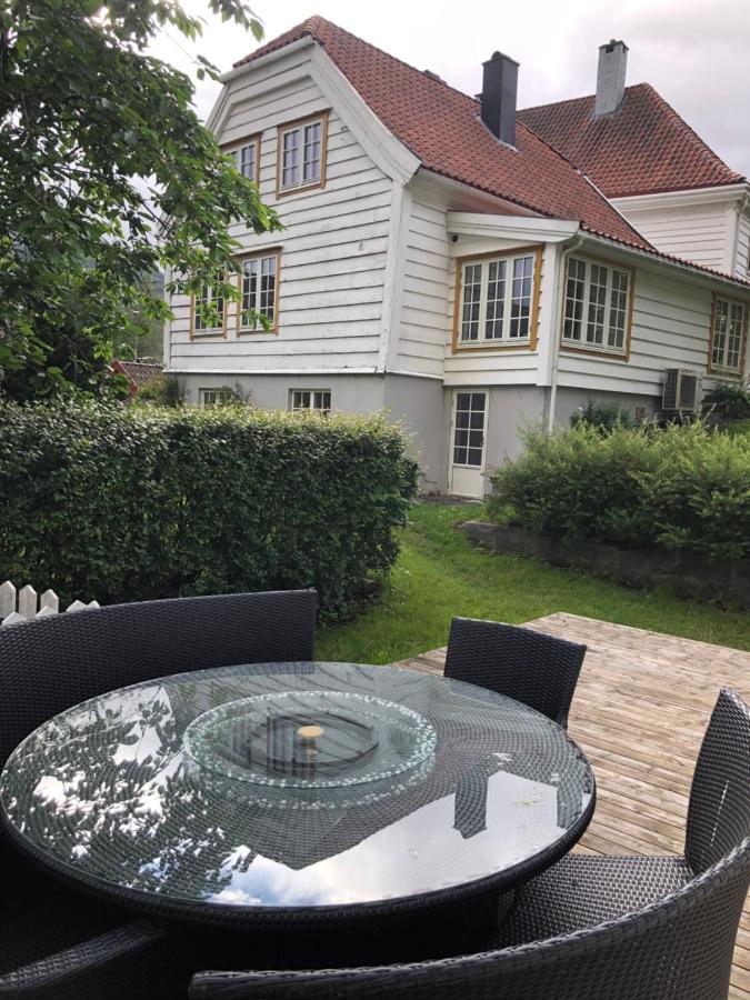 Stryn - idyllisk hus Villa Exteriör bild