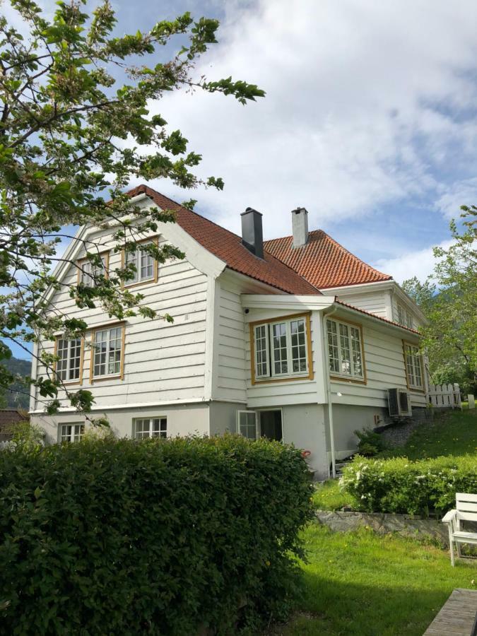 Stryn - idyllisk hus Villa Exteriör bild